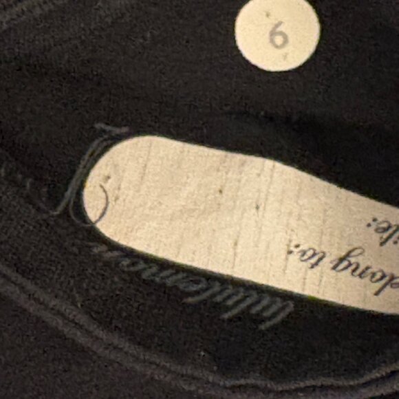 Lululemon Black Full-Length Mid-Rise Yoga Pants Straight Leggings Activewear 6 - Picture 7 of 8